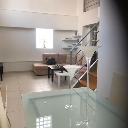 Maisonette Lux Modern Next To Metro Kerameikos 3 Rooms Atenas Exterior foto